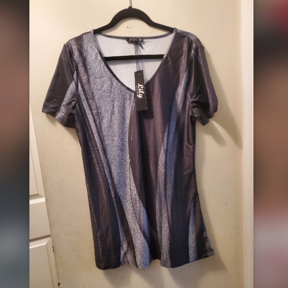 NWT Grey & Black Lined Tunic - Medium
